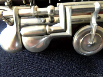 Historic fletna z palisandru Isidor Thomas L kolem roku