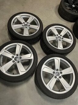 Kompletní sada Audi A3 R18 zimní