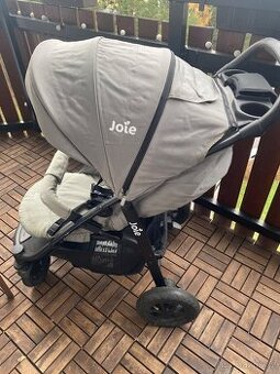 Sportovní kočárek Joie