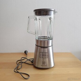 Mixér Electrolux ESB 7500 + zaslání zdarma