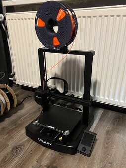 Creality Ender 3 V3 SE – perfektní stav, kompletní balení