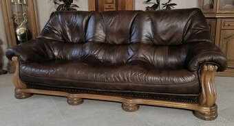 Rustikální, kožený gauč, masivní dub.