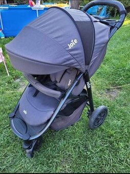 Kočárek Joie  literax 4