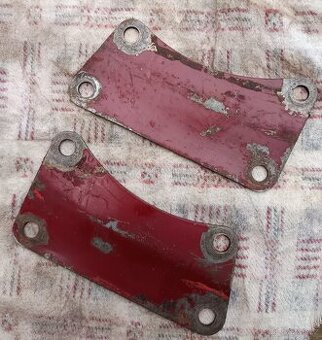 Jawa 250 kývačka držáky motoru