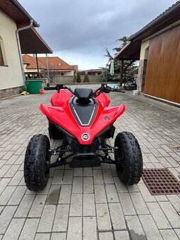 Dětská čtyřkolka