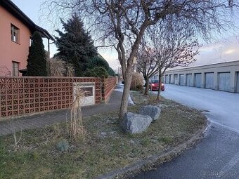 Garáž Praha Kbely pronájem