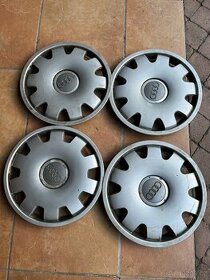 Audi kryty kol - puklice R16