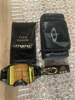 Mx brýle Oakley airbrake triple crown