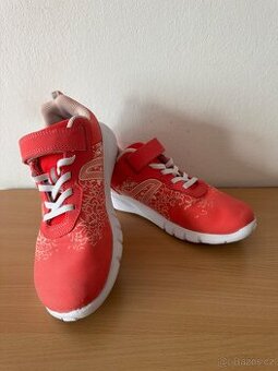 Tenisky Decathlon, vel. 35