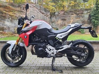 BMW F 900 R - SPORT - TOP STAV, 14 000 KM 175.000,- Kč