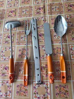 Nabįdka retro soupravy do kuchyně