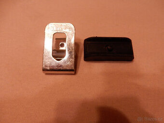 Prodám orig.spona na vrtačku a mag.držák bitů Dewalt