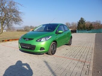Mazda 2 1.3i nová stk