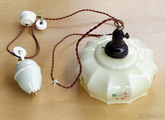 Starý stahovací lustr / stahovačka na chatu / chalupu