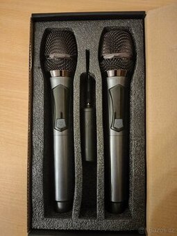 Bezdrôtové mikrofóny (2 ks + prijímač) – karaoke spev