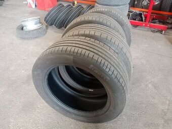 Letní pneu 275/50/20 Pirelli Pzero