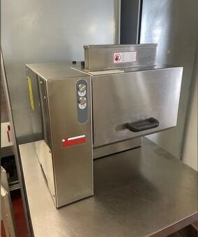 Nudličkovač masa Sirman