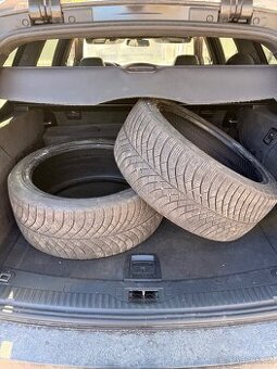 Zimní pneu 245/40 r19