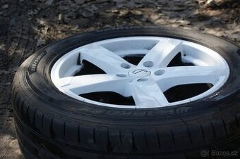 R17 alu kola dvoubarevná 5x108 bíloleštěné lehce prohnuté