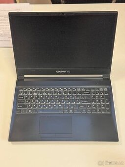 GIGABYTE G5 GD/RTX 3050/i5-11400/512 SSD/RAM 16