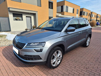 ►Škoda Karoq 89 tkm-Kamera-Tažné-Matrix-KESSY-Virtual