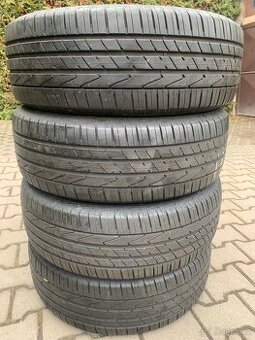 235/65/17 Hankook