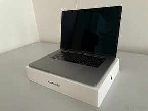 Macbook Pro 15" 2019 - i9 2,3 GHz 8-core/32GB RAM/500GB SSD