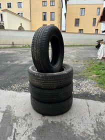 Celoroční pneumatiky Quatrac 5, 225/65 R17