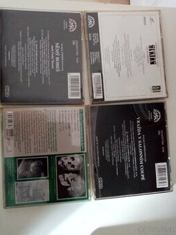 Prodám 4 origo CD-J.Cimrman divadlo(zánovní)