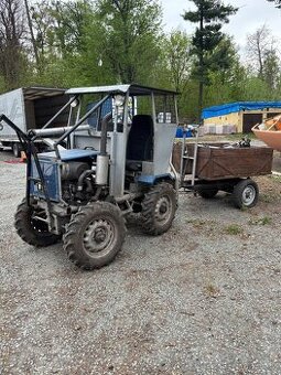 Domácí výroba - traktůrek 4x4