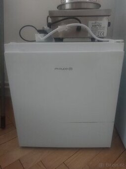 mrazák Philco