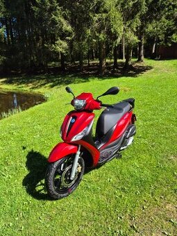 Piaggio Medley 125 S ZAMLUVENO