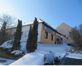 rodinný dům s garáží v obci Dolní Dvořiště, ID 7148e 1405 - 1