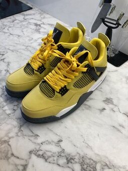 Jordan 4