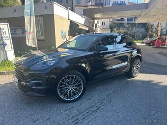 Porsche Macan 10/2020,Motor Benzín 3.0 Najeto 88.xxx km