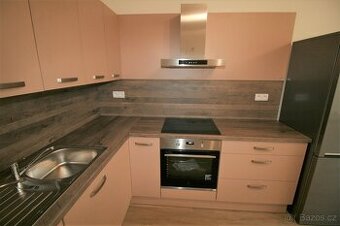 Cihlový byt 2+kk, 54 m2 s balkonem, vč. parkovacího místa