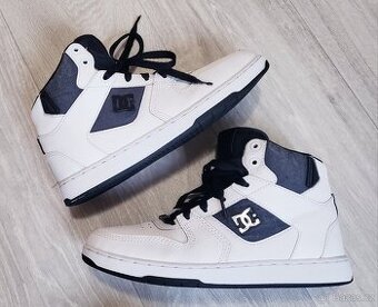 Dc Shoes Pensford Se Kožené Boty Skate Tenisky Unisex 39