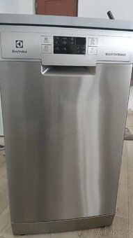 Myčka Electrolux