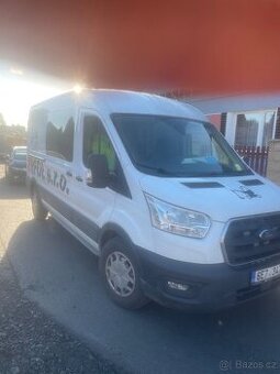 Ford Transit 2 l 7 místo