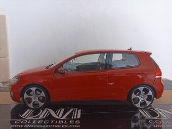 1:18 Volkswagen Golf - 1