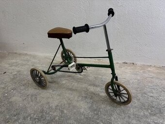 Retro dětská tříkolka