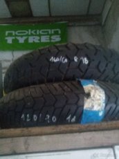Moto pneu