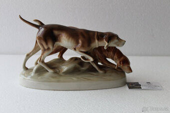 Lovečtí psi na stopě, rok 1960–1978, porcelán Royal Dux