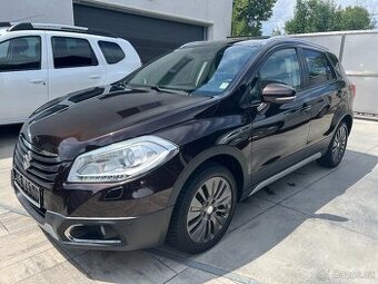 SUZUKI SX4 S-Cross 1,6i 88KW 1 MAJITEL KŮŽE PANORAMA VYHŘ.SE