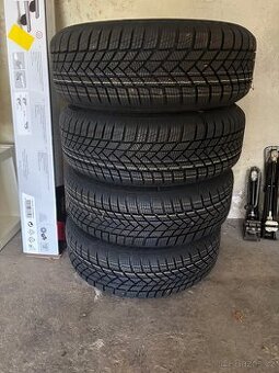 🛞 Prodám plechová kola s novými zimními pneu 185/60 R14