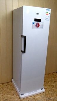CHLADNIČKA BEKO 185 cm, ZÁRUKA RSNE445E3