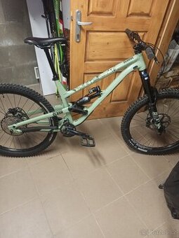 Commencal clash Essentail
