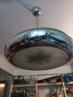Lustr ufo napako