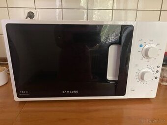 Mikrovlnka samsung