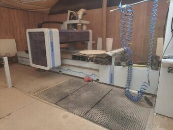 CNC obráběcí centrum WEEKE BMG 211 VENTURE 220 M